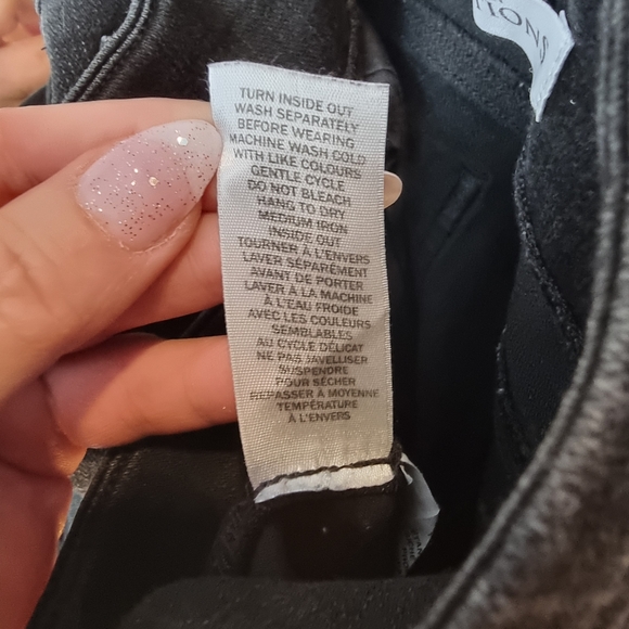 🌟2/$30 Sale!🌟 Northern Reflections Jeans with Bling - Picture 6 of 7